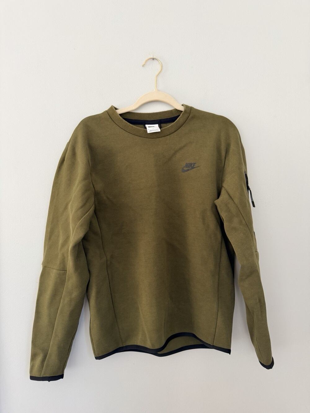 Size Small- Nike Sportswear Tech Fleece Olive Green
